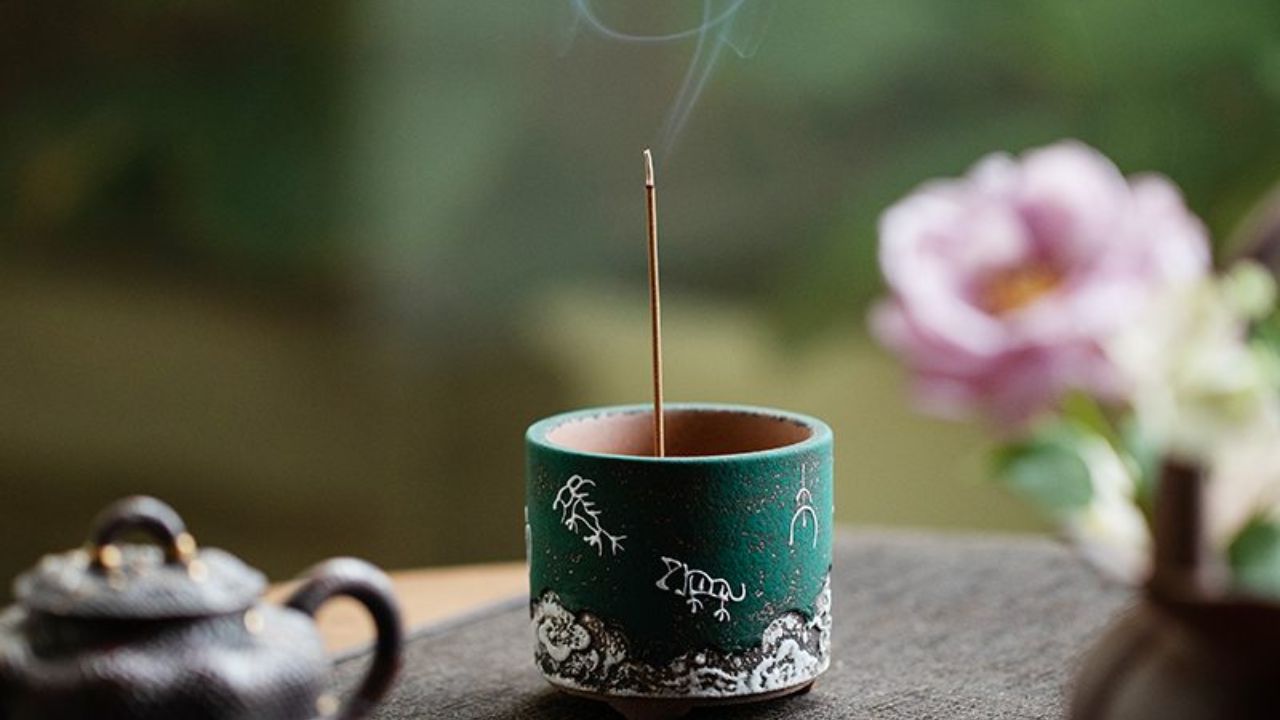 Why Is It Important to Use an Incense Holder for Sticks?